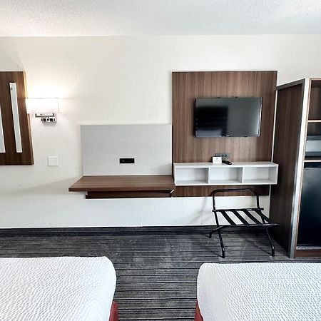 Ramada By Wyndham Lithia Springs Atlanta Hotel ภายนอก รูปภาพ