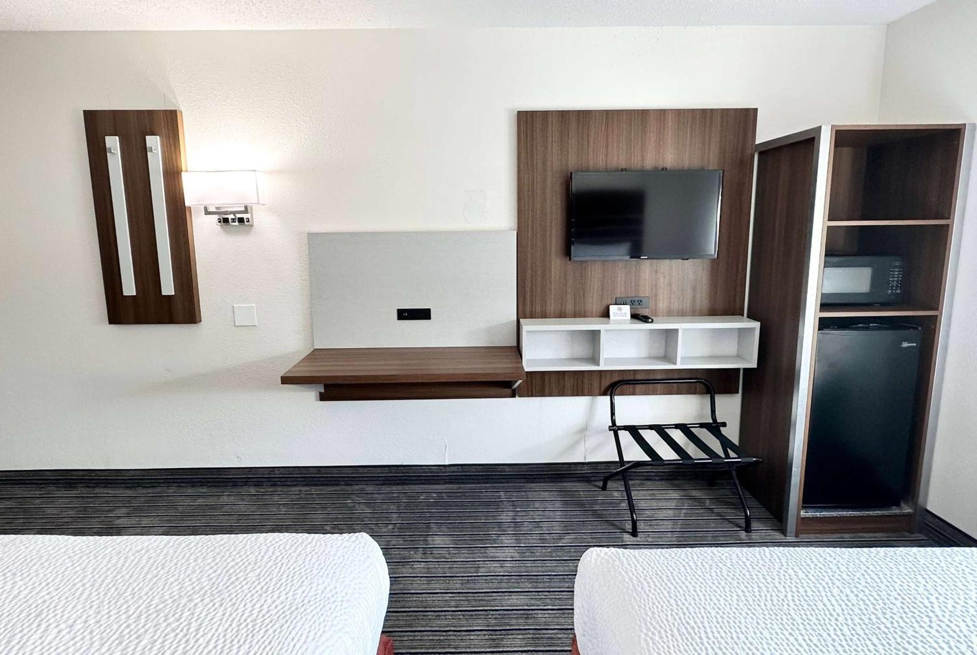 Ramada By Wyndham Lithia Springs Atlanta Hotel ภายนอก รูปภาพ