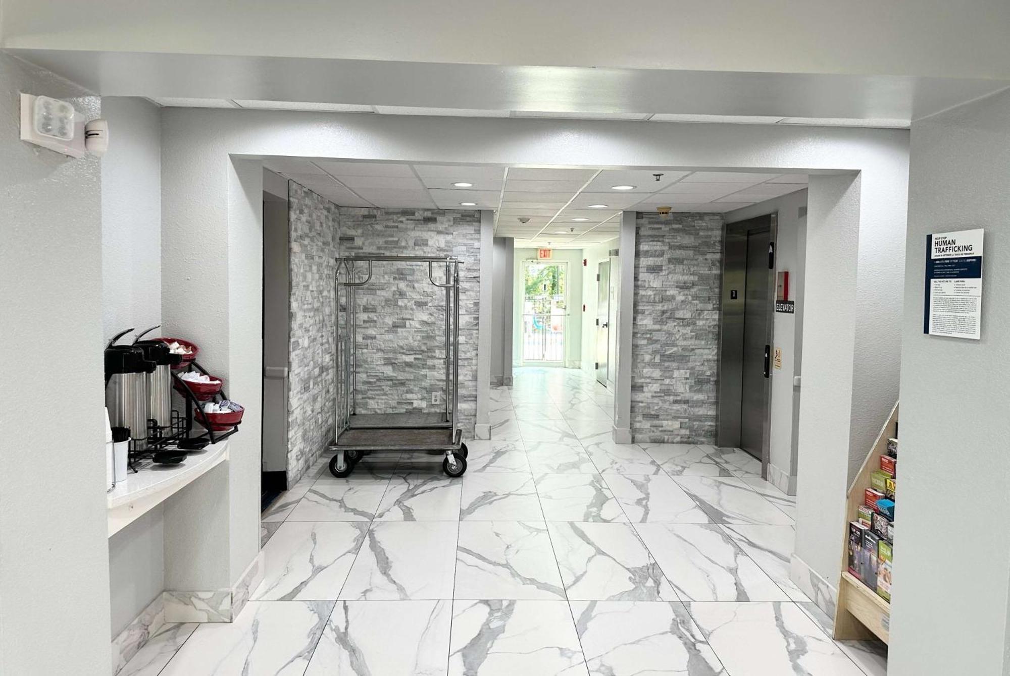Ramada By Wyndham Lithia Springs Atlanta Hotel ภายนอก รูปภาพ
