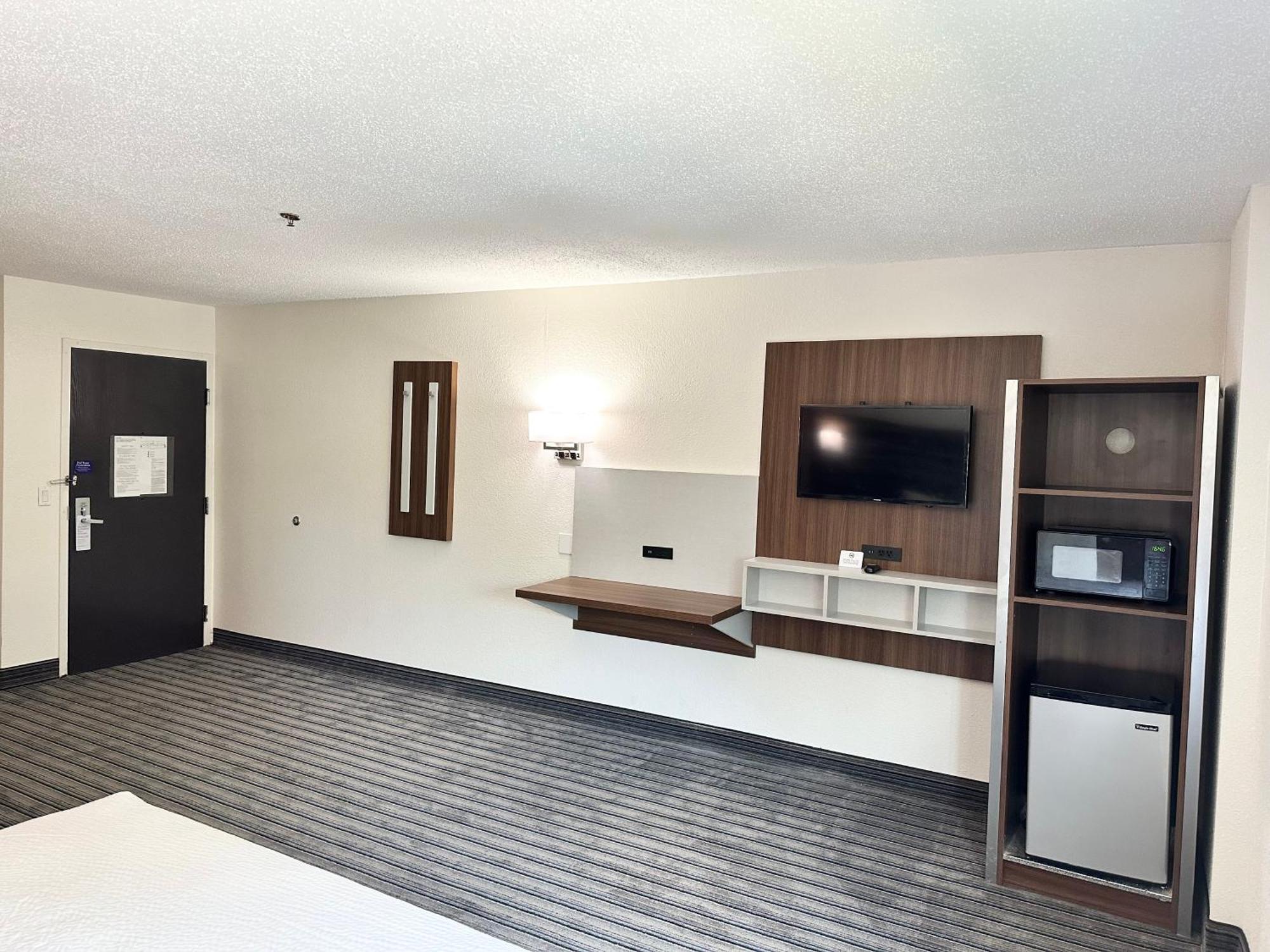Ramada By Wyndham Lithia Springs Atlanta Hotel ภายนอก รูปภาพ