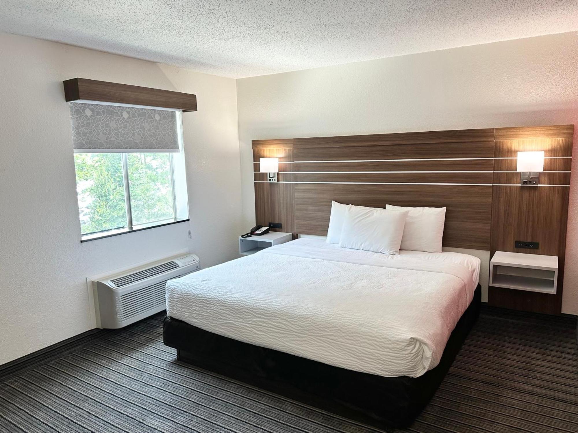 Ramada By Wyndham Lithia Springs Atlanta Hotel ภายนอก รูปภาพ